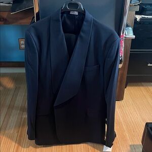 Sophisticated Midnight Blue Men's Suit